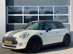 Mini 1.5 Cooper Serious Business | Navi | Xenon | Keyless |, Voorwielaandrijving, 136 pk, Gebruikt, 4 stoelen