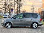 Volkswagen Touran 1.2 TSI Highline BlueMotion|6BAK|PANO|NAVI, Auto's, Euro 5, 730 kg, 4 cilinders, Alcantara