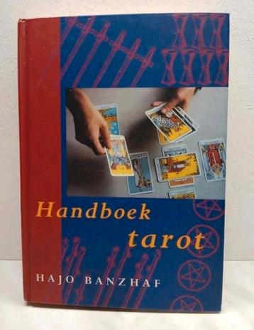 H. Banzhaf - Handboek tarot hardcover zgan vaste prijs

 beschikbaar voor biedingen