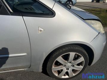 Mitsubishi colt 6 grijs 16H rechts voorscherm 2004-2014 beschikbaar voor biedingen