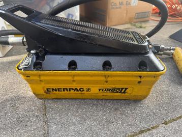 Enerpac Turbo II Voetpers beschikbaar voor biedingen