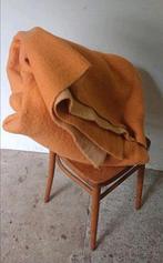 Vintage 100% wollen deken effen zacht orange 197 x 237 cm, Huis en Inrichting, Woonaccessoires | Plaids en Woondekens, Ophalen of Verzenden