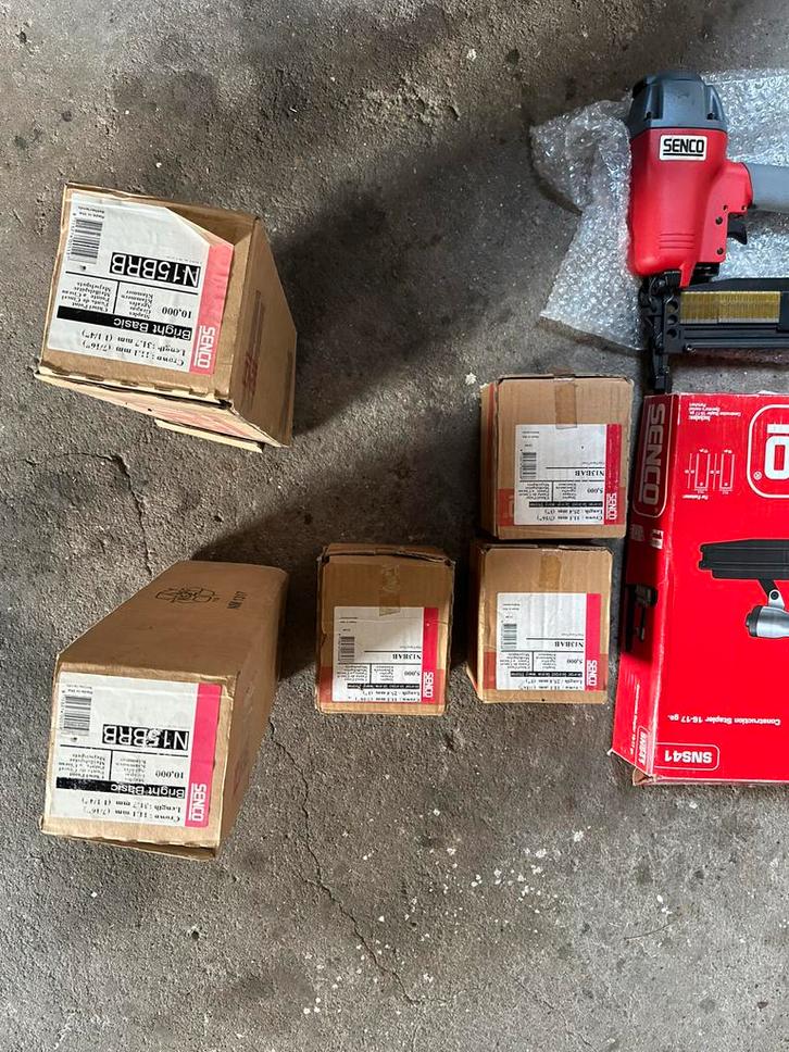 Senco SNS41 Nietmachine + Nietjes - Zo goed als nieuw!, Doe-het-zelf en Verbouw, Gereedschap | Overige machines, Zo goed als nieuw