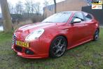 Alfa Romeo Giulietta 1.4 T Distinctive*airco*cruise*leer*pan, Voorwielaandrijving, Gebruikt, 4 cilinders, Leder
