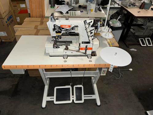 Industriële coverlock onderdek bovendek naaimachine siruba, Hobby en Vrije tijd, Naaimachines en Toebehoren, Nieuw, Naaimachine