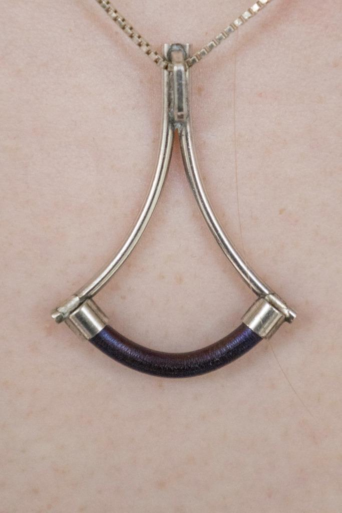 Bijzondere zilverkleurige hanger anker tweezijdig te dragen, Sieraden, Tassen en Uiterlijk, Kettinghangers, Overige materialen