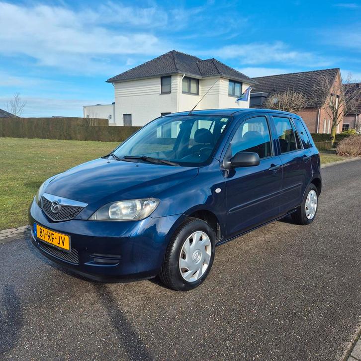 Mazda 2 1.4 16V 2005 Blauw, Auto's, Mazda, Bedrijf, ABS, Airbags, Elektrische ramen, Isofix, Metallic lak, Radio, Benzine, C, MPV