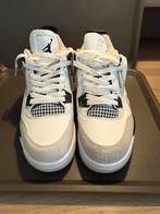 Jordan 4 Retro (GS) millitary black maat 37,5, Kleding | Heren, Schoenen, Wit, Nieuw, Ophalen of Verzenden, Sneakers of Gympen