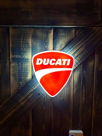 Ducati Lichtbord  beschikbaar voor biedingen