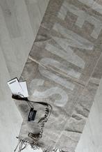 Nieuwe Jacquemus Sjaal - Virgin Wool, Ophalen of Verzenden, Nieuw, Sjaal