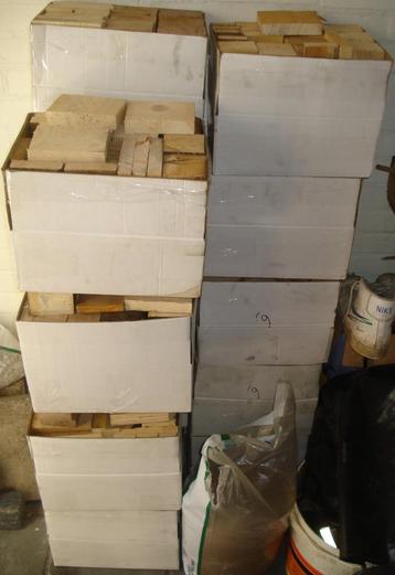 14 dozen / 101,5 kg droog haardhout kachelhout vuurkorfhout beschikbaar voor biedingen