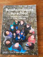 Irene Zwaan - Beschermjassen op school, Boeken, Gelezen, Sociale wetenschap, Ophalen of Verzenden, Irene Zwaan; Kitlyn Tjin A Djie