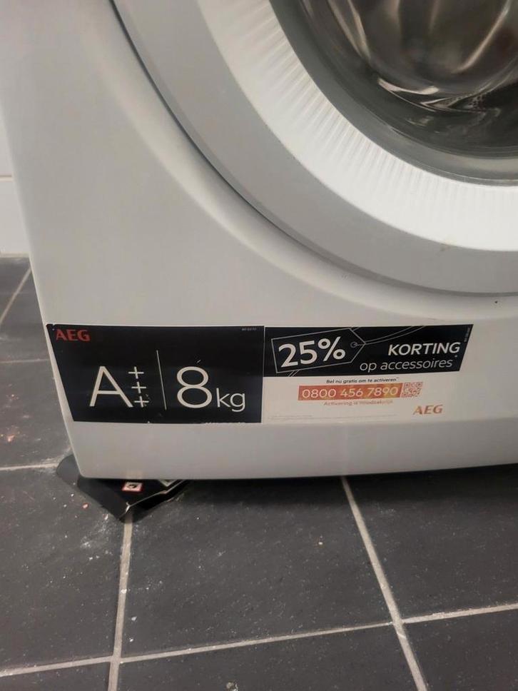 Wasmachine, Witgoed en Apparatuur, Wasmachines, Gebruikt, Voorlader, 8 tot 10 kg, Minder dan 85 cm, 1200 tot 1600 toeren, Energieklasse A of zuiniger
