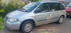 Chrysler Voyager 2.4 I 2007 Grijs 7-persoons export, Voorwielaandrijving, 450 kg, 4 cilinders, 2429 cc