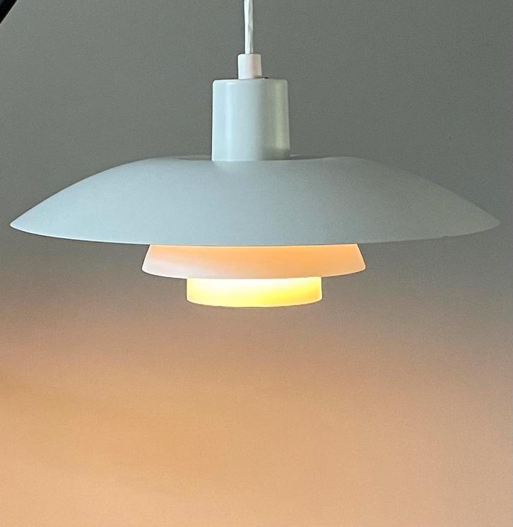 Louis Poulsen PH 4/3 nieuw model met diffuser, Huis en Inrichting, Lampen | Hanglampen, Zo goed als nieuw, Minder dan 50 cm, Metaal