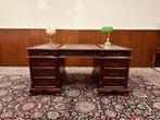 Klassiek Engels Chesterfield Bureau, Ophalen
