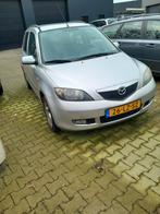 Mazda 2 1.6 16V 2003 Grijs, Auto's, Mazda, Voorwielaandrijving, 1596 cc, 4 cilinders, 1055 kg