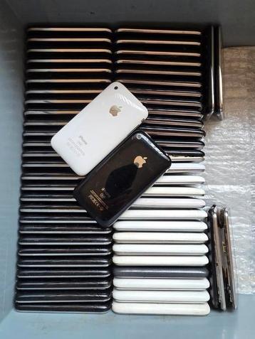 Extreem grote collectie: 49x iPhone 3G/3GS beschikbaar voor biedingen