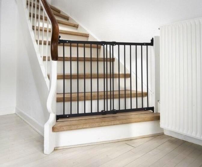 Traphekje verstelbaar BabyDan Flexifit, Kinderen en Baby's, Traphekjes, Zo goed als nieuw, Schroefhekje, Metaal of IJzer, 100 tot 115 cm