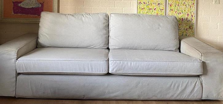 Kivik Ikea Bank 3-persoons in mooie lichtgrijze kleur, Huis en Inrichting, Banken | Bankstellen, Zo goed als nieuw, Rechte bank