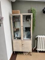 Apothekerskast, Huis en Inrichting, Kasten | Vitrinekasten, Met plank(en), Gebruikt, Oude stijl, Metaal
