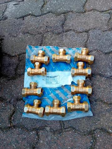 Knelkoppelingen T-stuk 28x22x28 - Bonfix beschikbaar voor biedingen