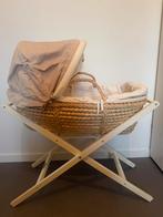 Mooie rieten wieg, Ophalen