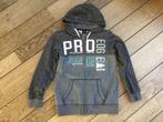 Leuk grijs vestje/jasje met stoer opschrift maat 146/152, Kinderen en Baby's, Chapter Young, Trui of Vest, Ophalen of Verzenden
