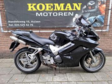 HONDA VFR 800 FI VTEC ABS (bj 2007) VFR800 garantie NL motor beschikbaar voor biedingen