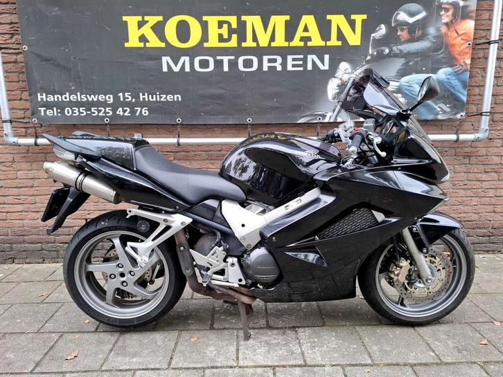 HONDA VFR 800 FI VTEC ABS (bj 2007) VFR800 garantie NL motor, Motoren, Motoren | Honda, Bedrijf, Sport, meer dan 35 kW, 4 cilinders