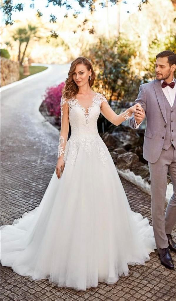 Lange mouwen trouwjurk! UITVERKOOP! Kortingen t/m 75%, Kleding | Dames, Trouwkleding en Trouwaccessoires, Zo goed als nieuw, Trouwjurk
