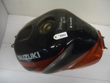 GSXR1000 2003 - 2004 Suzuki Benzinetank D1-11354 beschikbaar voor biedingen