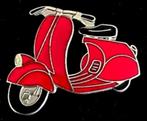 Vespa pin- rood emaille, Nieuw, Transport, Speldje of Pin, Verzenden