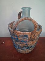 Glazen Fles in Blauwe Mand, Gebruikt, Blauw, Ophalen of Verzenden, Glas