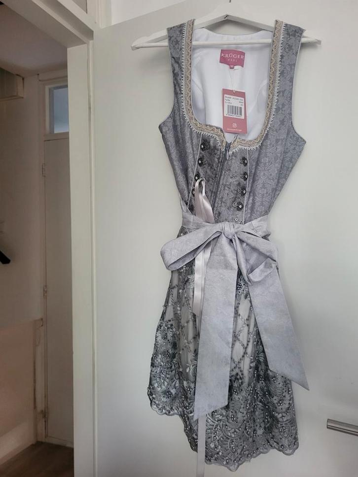 Nieuwe Dirndl Jurk - Maat 40, Kleding | Dames, Jurken, Nieuw, Maat 38/40 (M), Grijs, Knielengte, Ophalen of Verzenden