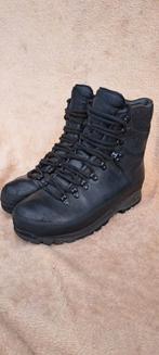 Meindl Island Pro M1.  Zgan. Maat 42,5, Ophalen of Verzenden