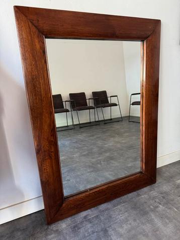 Mooie Houten spiegel beschikbaar voor biedingen