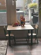 Kinderopvang tafel met 2 stoeltjes, Ophalen, Gebruikt, Tafel(s) en Stoel(en)