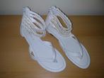 Mooie sandalen Dolcis mt37!!, Wit, Zo goed als nieuw, Sandalen of Muiltjes, Ophalen of Verzenden