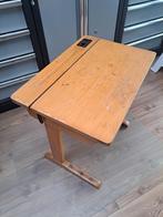 Vintage kinder Schoolbankje/bureau met klep en inktpothouder, Ophalen, Gebruikt, Bureau
