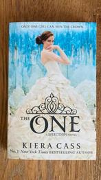 The One - Kiera Cass, Boeken, Ophalen of Verzenden, Zo goed als nieuw