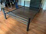 Bed 200x140cm, Ophalen, Gebruikt, Zwart, Tweepersoons