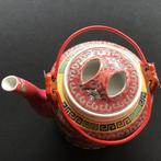 Chinese Mun Shou theepot Famille Rose, Antiek en Kunst, Ophalen of Verzenden