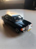 Mercedes 200d 1 : 43, Hobby en Vrije tijd, Modelauto's | 1:43, Ophalen of Verzenden, Zo goed als nieuw, Auto