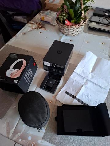 Beats Solo 3 compleet rosé-goud beschikbaar voor biedingen