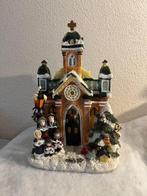 Kerk met zang-koortje en verlichting, Ophalen of Verzenden