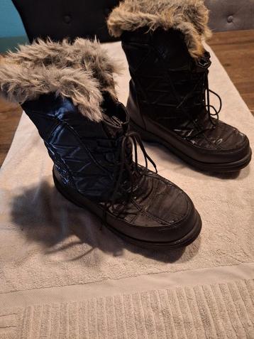 Zwarte snowboots/warme laarzen dames maat 41 beschikbaar voor biedingen