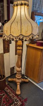 Jaren 70 staande lamp met leren kap, Ophalen, Zo goed als nieuw, Overige materialen, 150 tot 200 cm