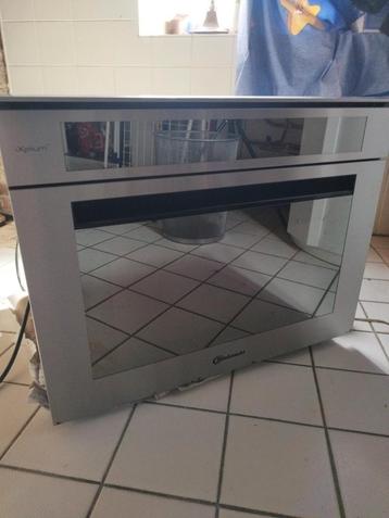 Bauknecht inbouw magnetron met grill rvs beschikbaar voor biedingen