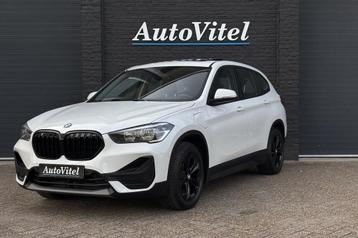 BMW X1 xDrive25e | Panodak | Camera | Stoelverwarming | Inkl beschikbaar voor biedingen